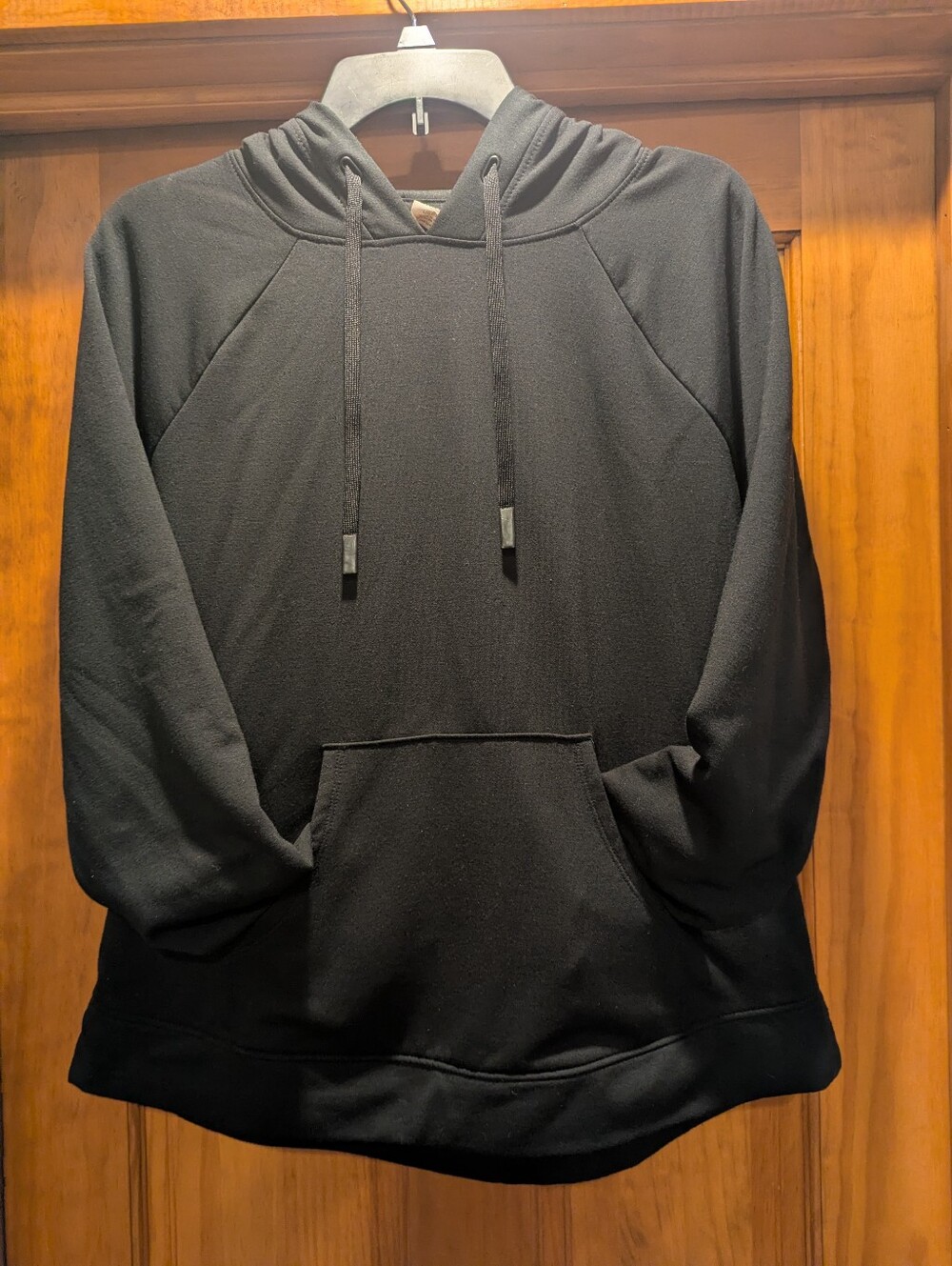 Size L Athletic Works Black Women's Pullover Hoodie with Kangaroo Pocket